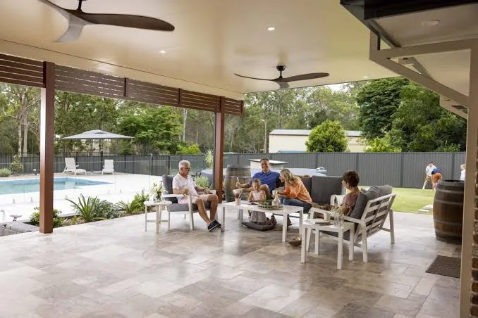 Poolside family deck in Picton